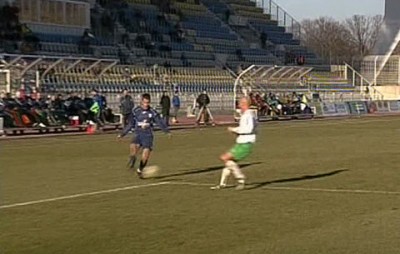 Cliciwch i weld y delwedd faint-llawn